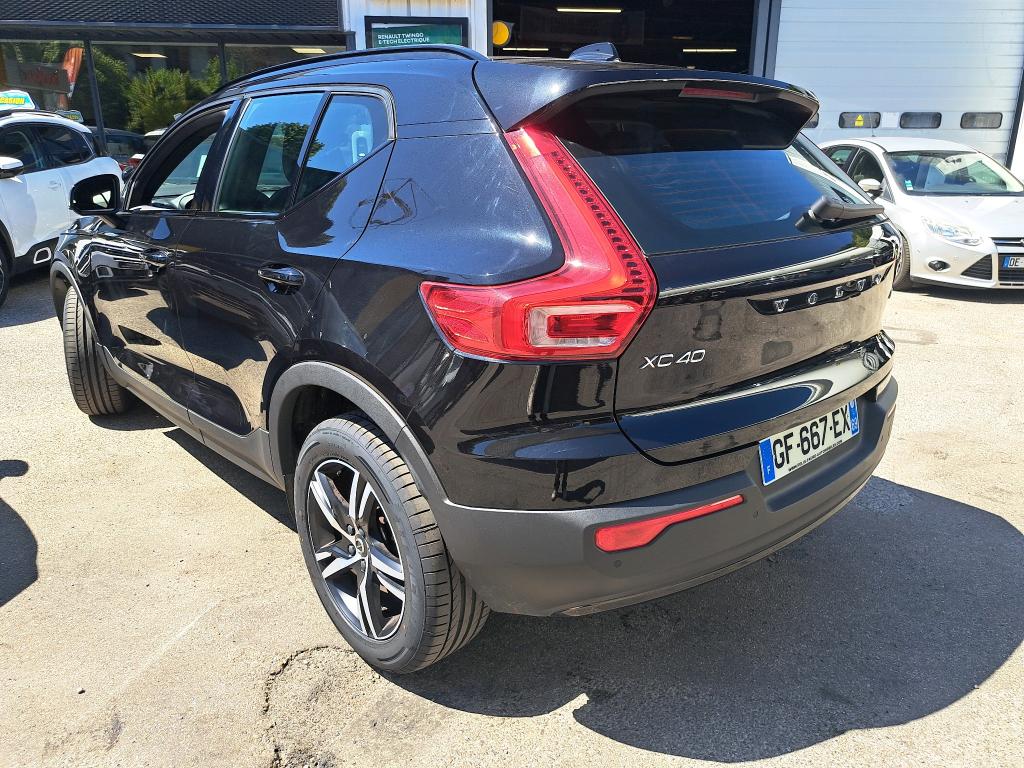VOLVO XC40 T2 129 ch R-Design 2022