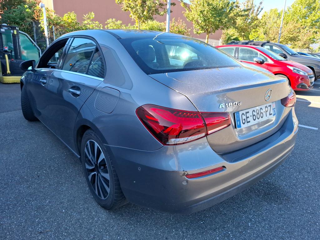 MERCEDES-BENZ MERCEDES CLASSE A 180 d 8G-DCT Style Line 2022