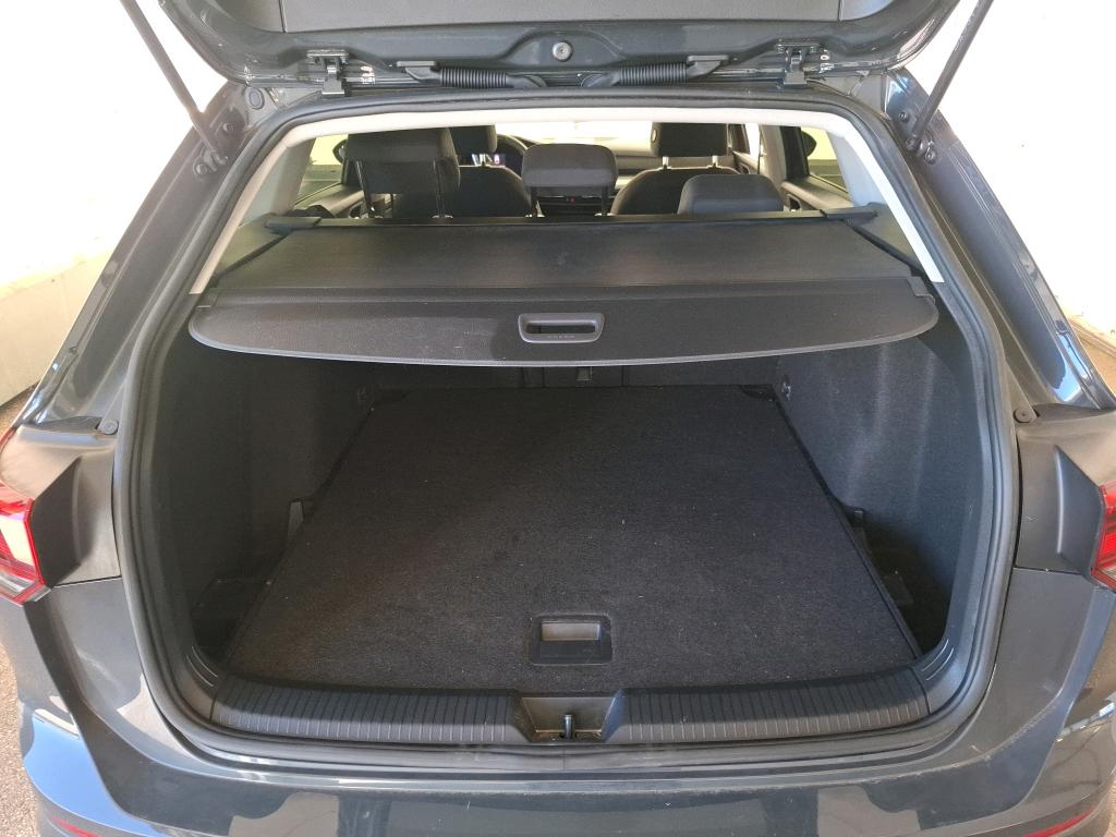 VOLKSWAGEN GOLF SW 1.0 eTSI OPF 110 DSG7 Life Business 2022