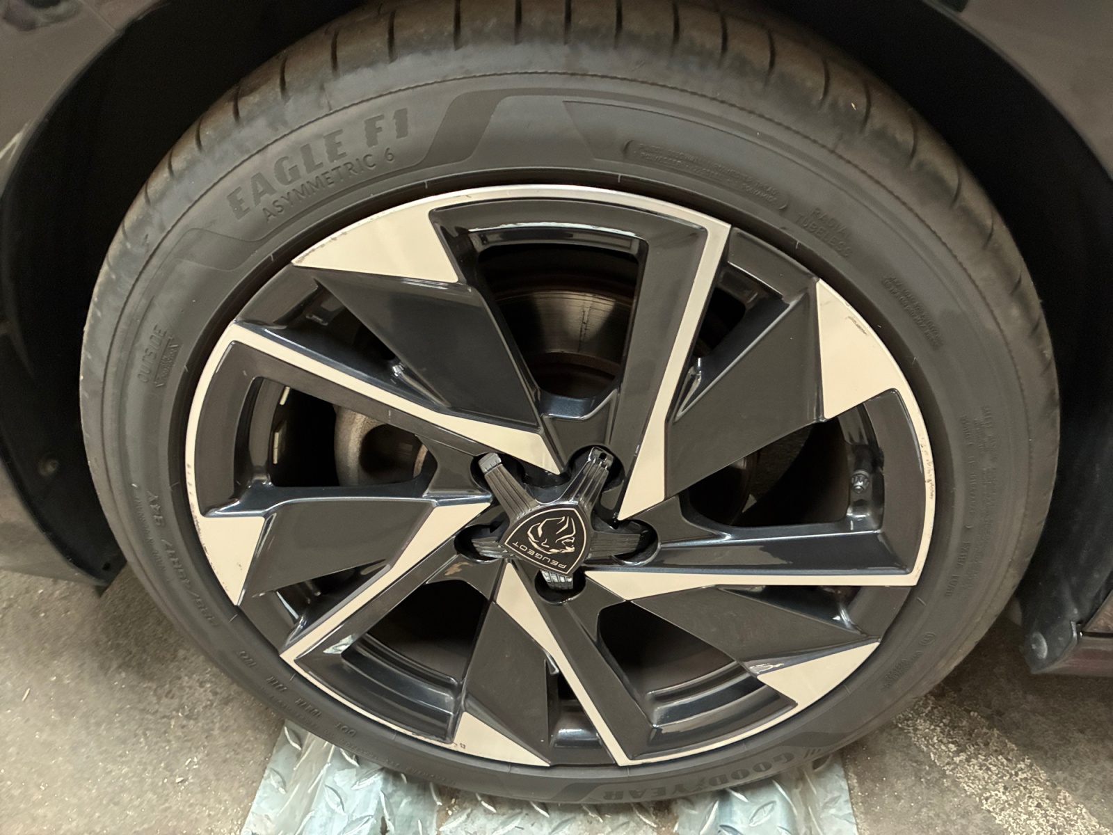 PEUGEOT 308 PureTech 130ch S&S EAT8 Allure Pack 2022