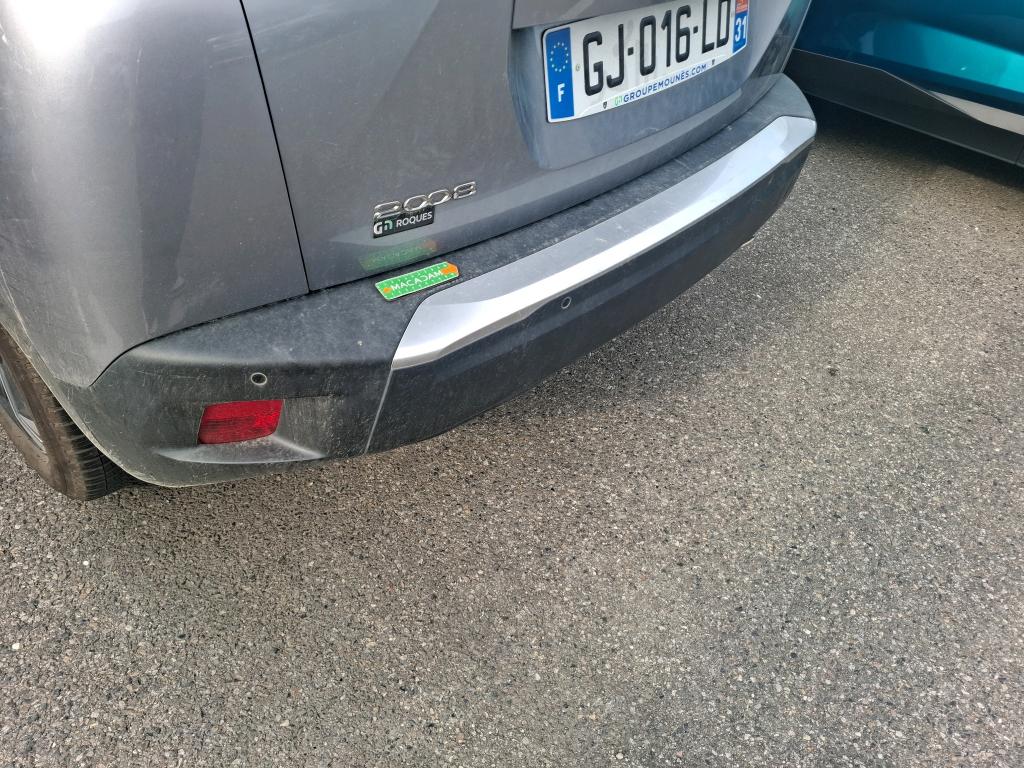 PEUGEOT 2008 BlueHDi 130 S&S EAT8 Allure 2022