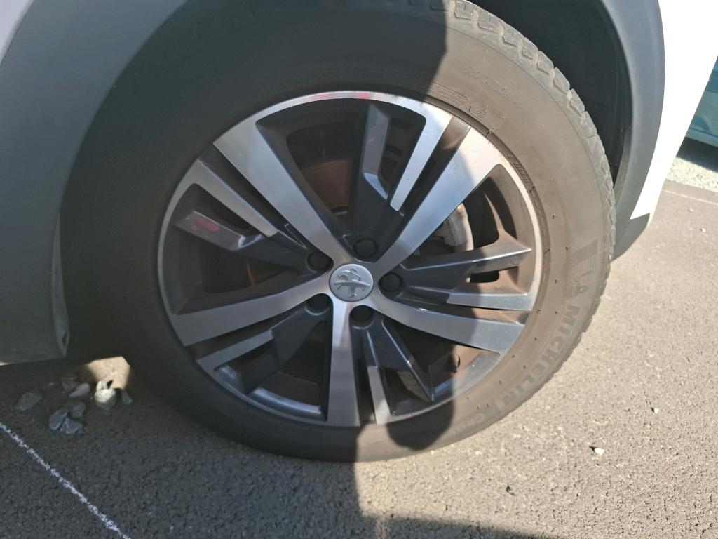PEUGEOT 5008 BlueHDi 130ch S&S EAT8 Allure Pack 2023