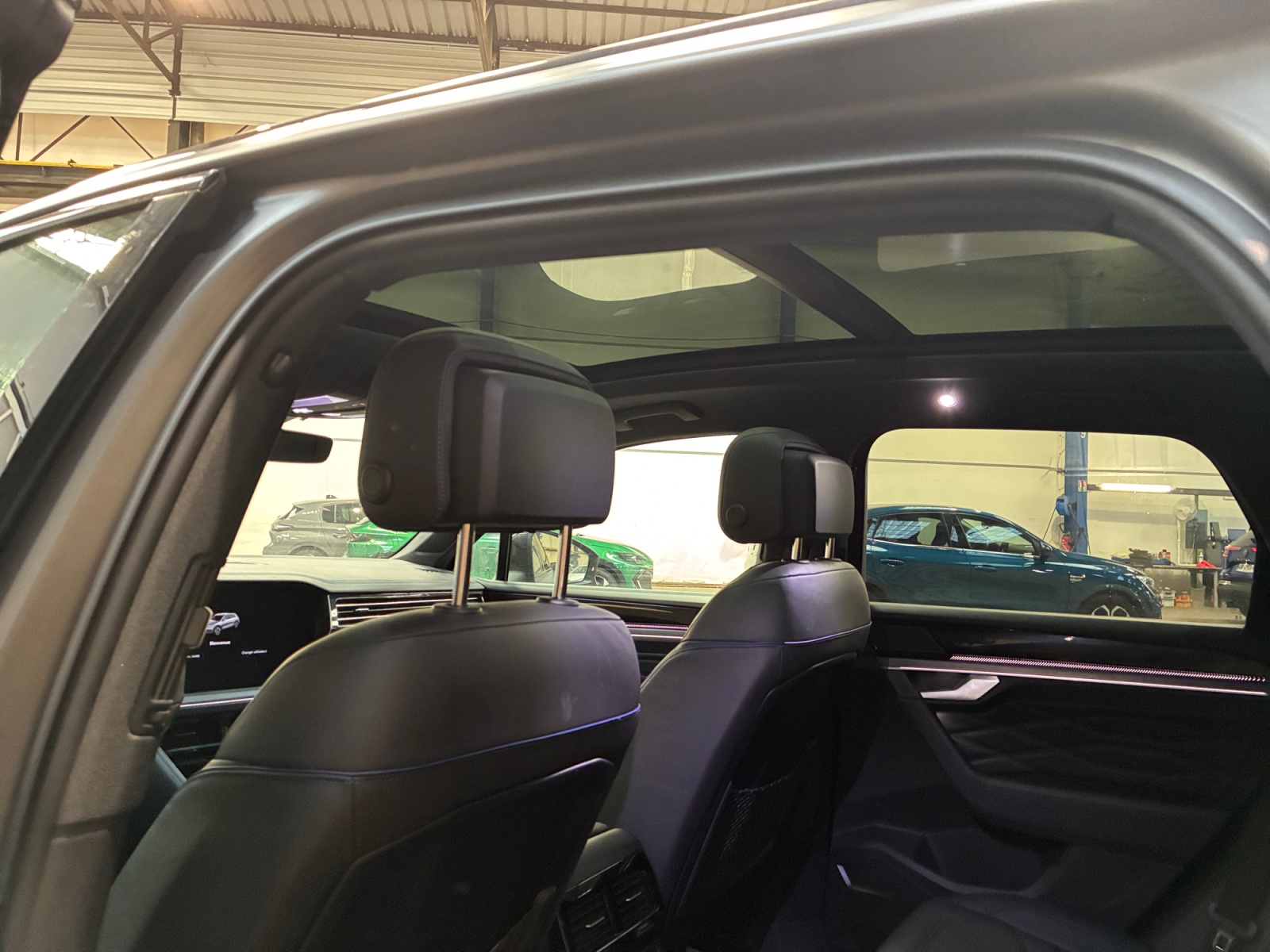 VOLKSWAGEN TOUAREG 3.0 TSI eHybrid 462 ch Tiptronic 8 4Motion R 2023