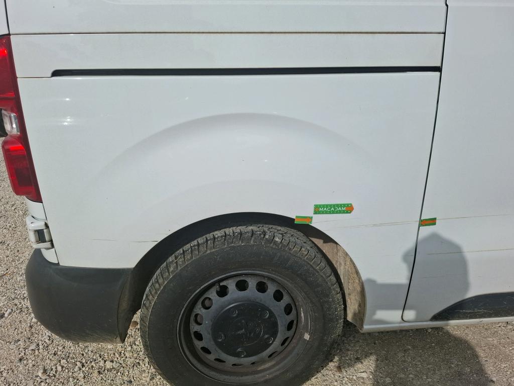 PEUGEOT EXPERT FGN TOLE M BLUEHDI 100 S&S BVM6 2022