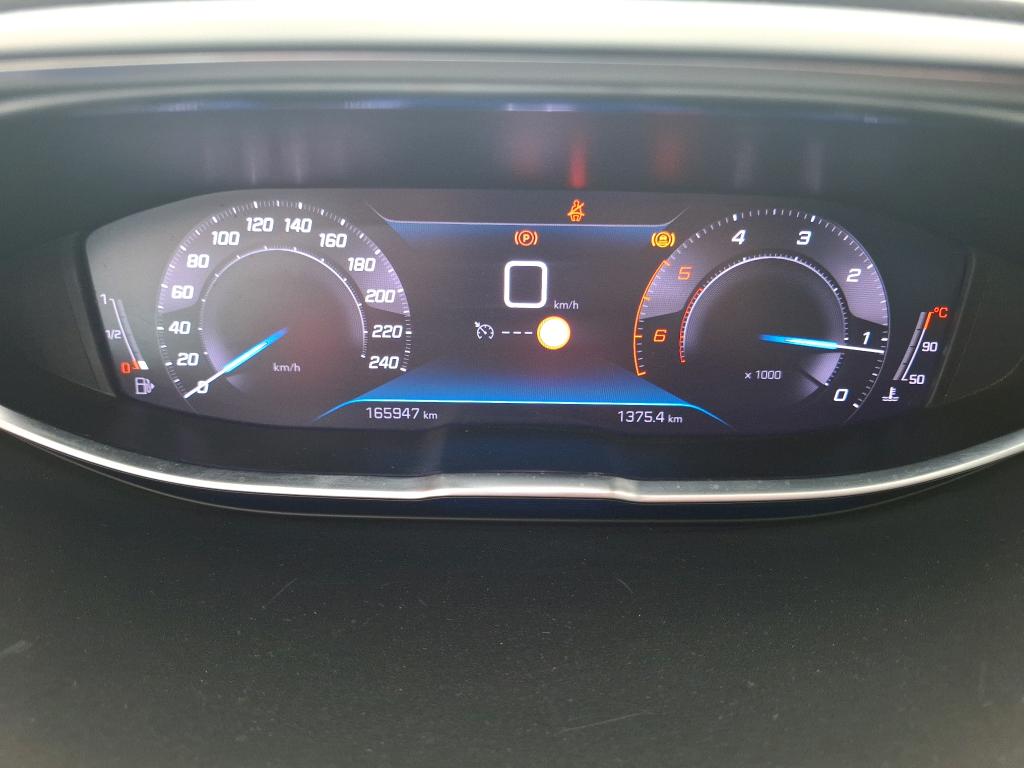 PEUGEOT 5008 BlueHDi 130ch S&S BVM6 Style 2023