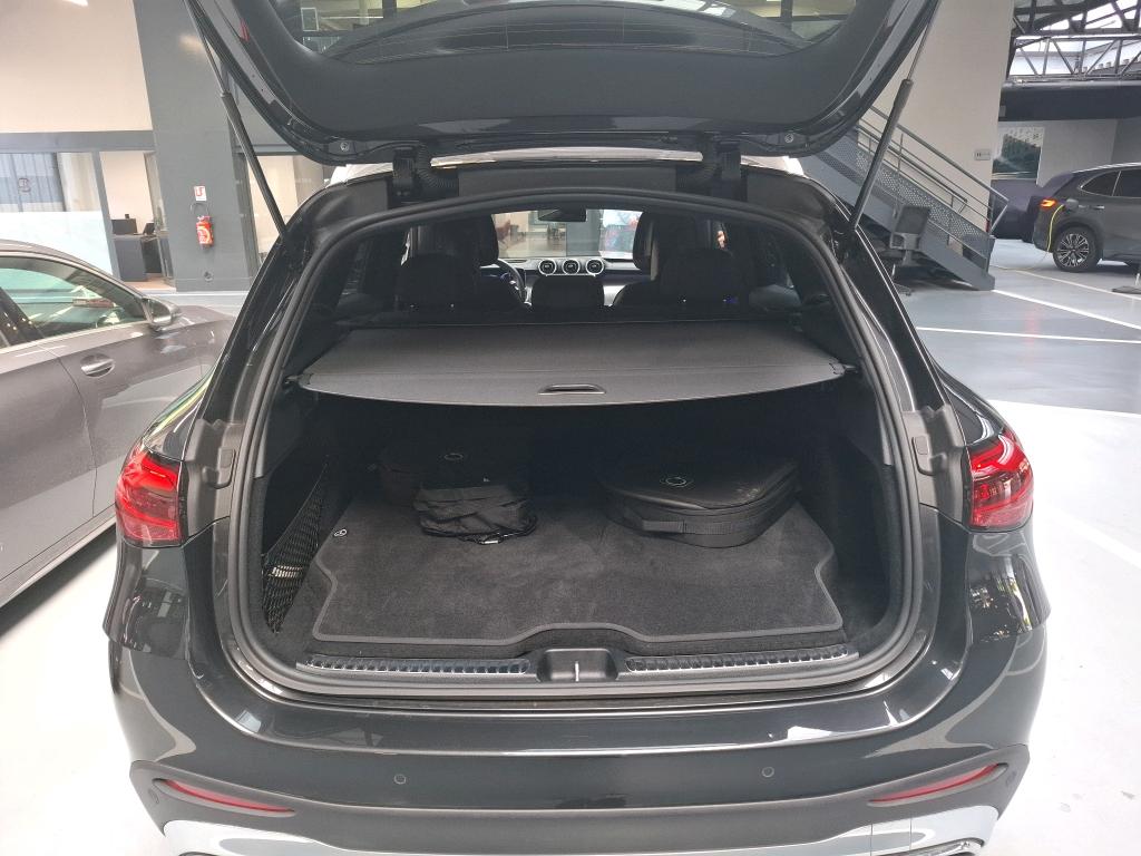 MERCEDES-BENZ MERCEDES GLC 300 e 9G-Tronic 4Matic AMG Line 2023