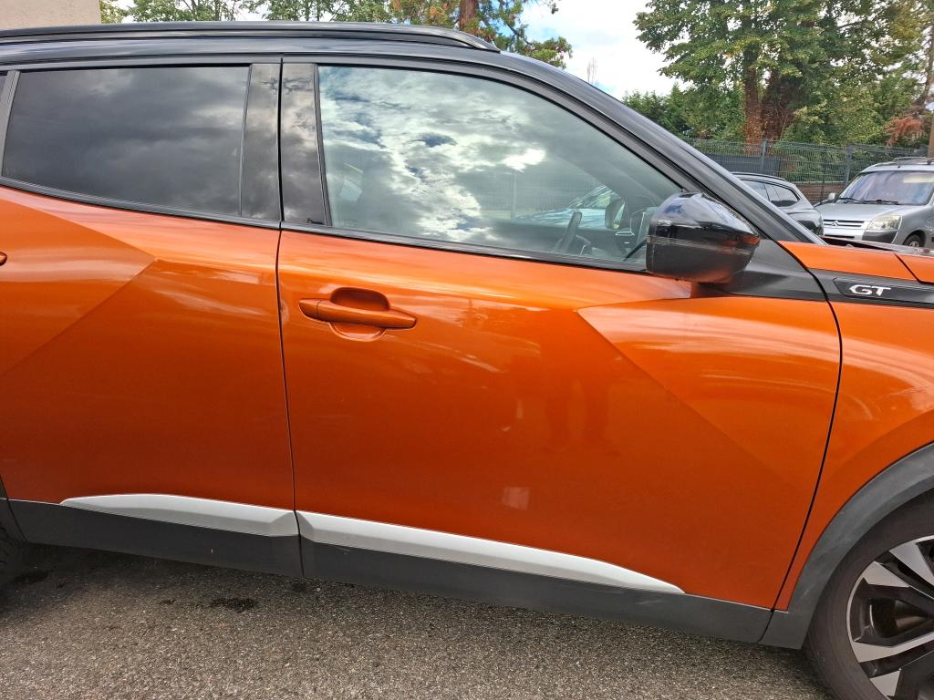PEUGEOT 2008 BlueHDi 130 S&S EAT8 GT 2021