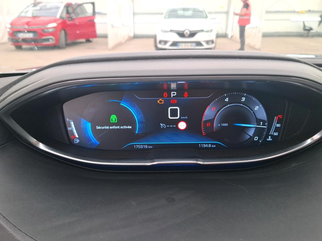 PEUGEOT 5008 BUSINESS BlueHDi 130ch S&S EAT8 Active 2018