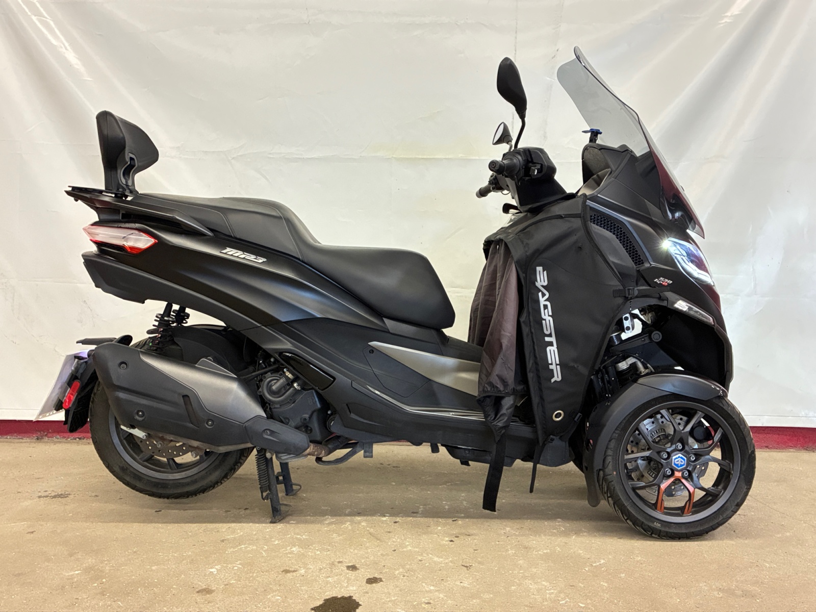 PIAGGIO MP3 530 HPE Exclusive 2024