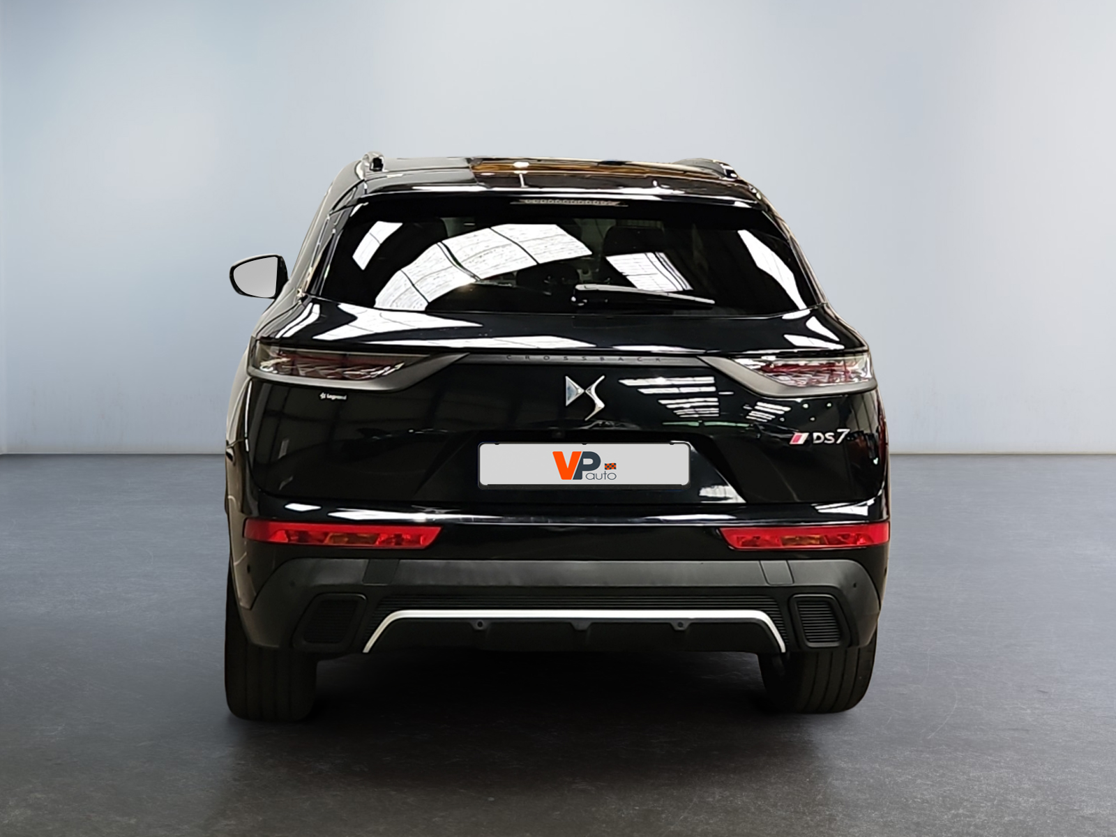 DS DS7 Crossback BlueHDi 130 EAT8 Performance Line+ 2022