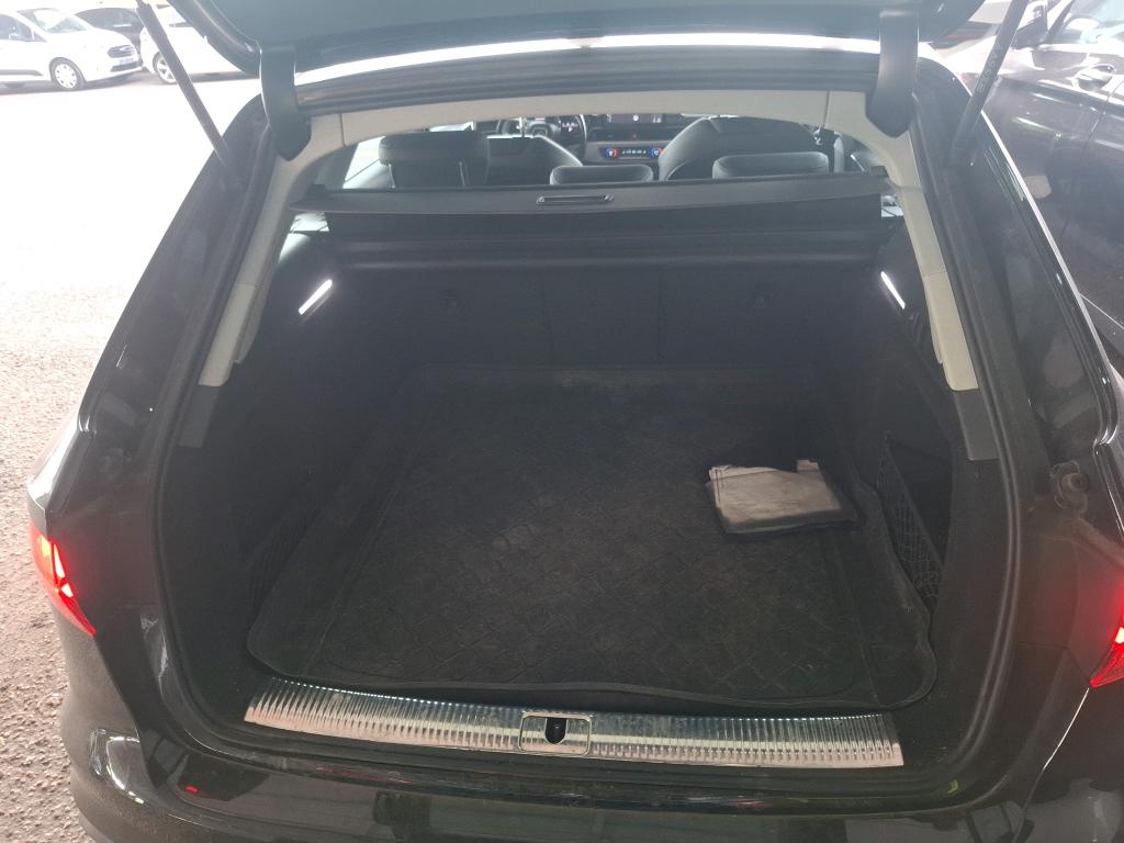 AUDI A4 AVANT 40 TFSI 204 S tronic 7 Avus 2022