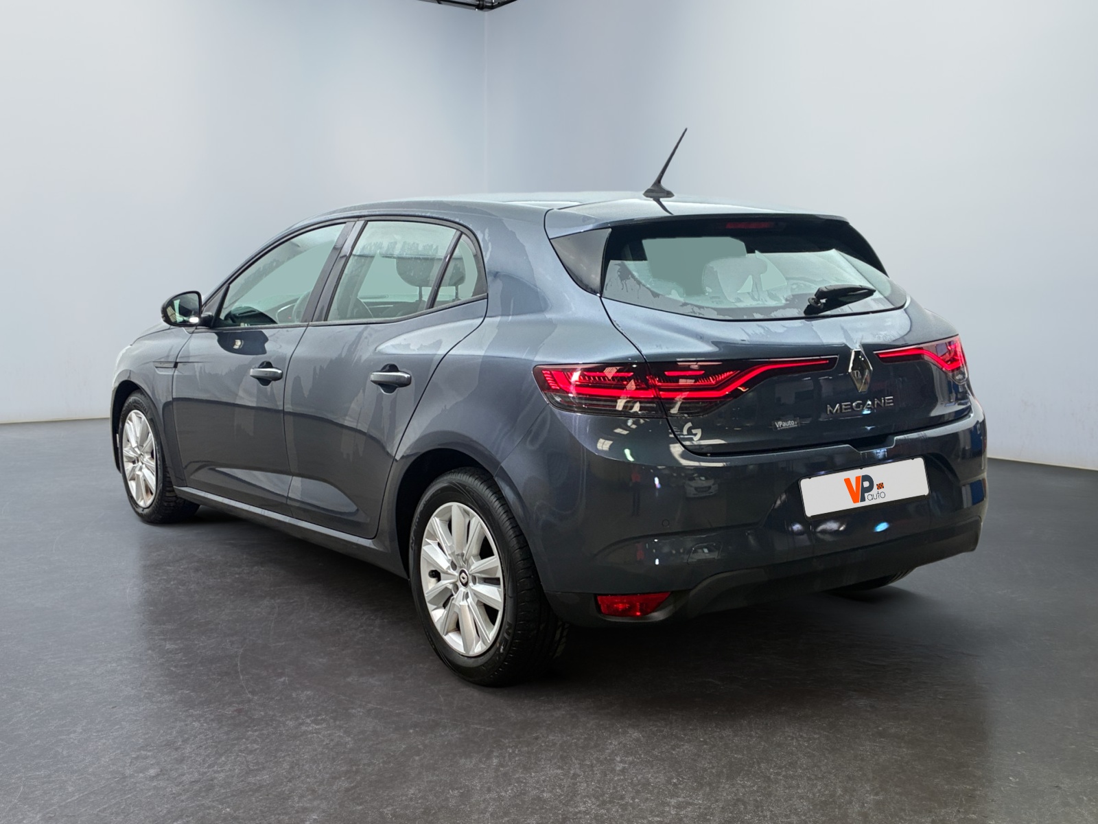 RENAULT Mégane IV Berline Blue dCi 115 EDC - 21N Business 2022