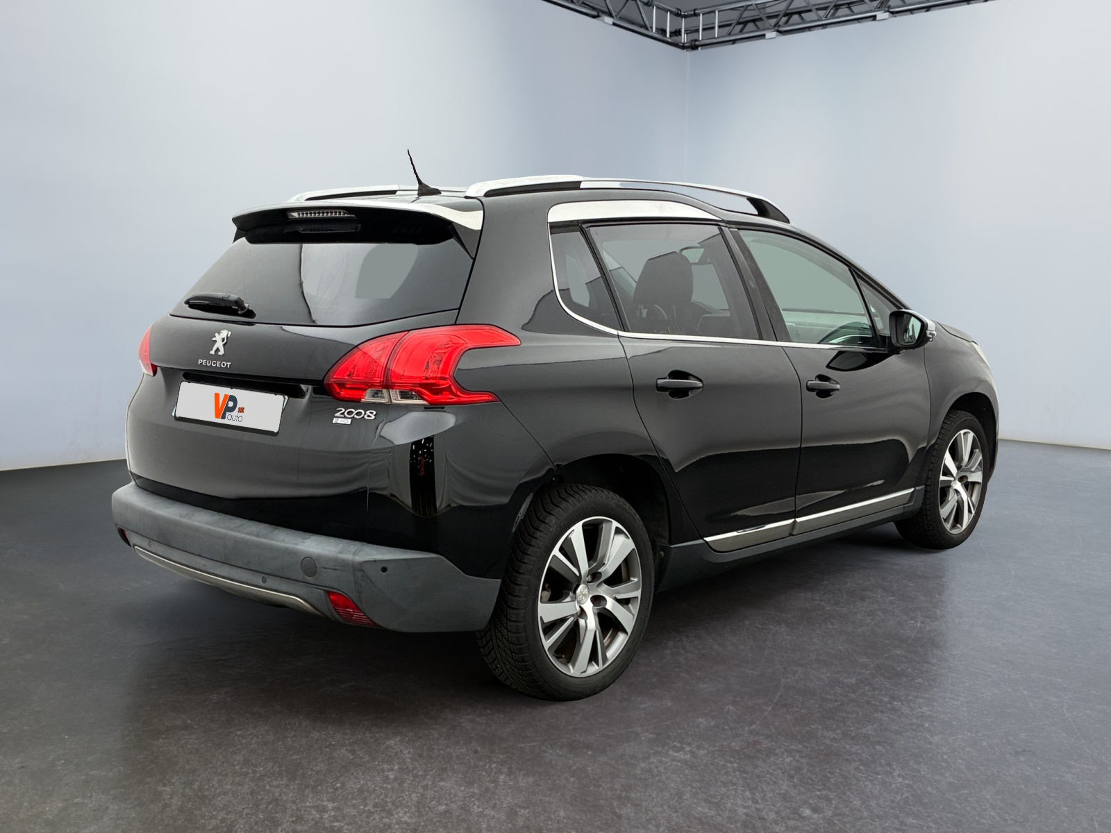 PEUGEOT 2008 1.6 e-HDi 115ch FAP BVM6 Féline Titane Féline Titane 2013