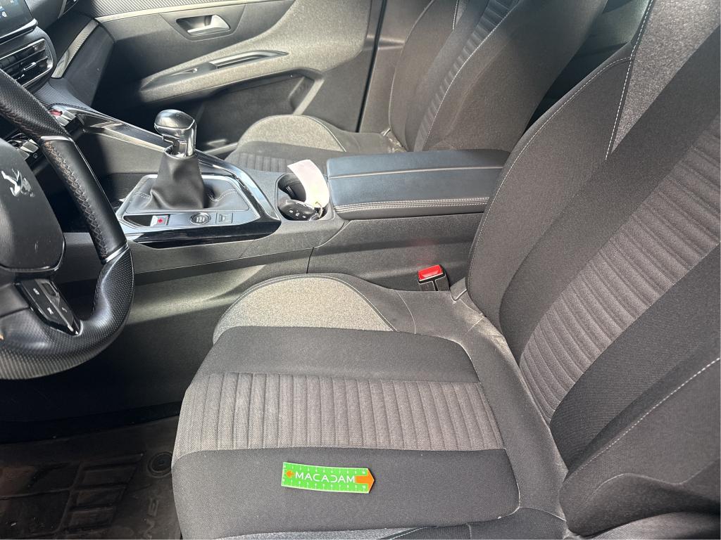 PEUGEOT 5008 PureTech 130ch S&S BVM6 Active Pack 2023