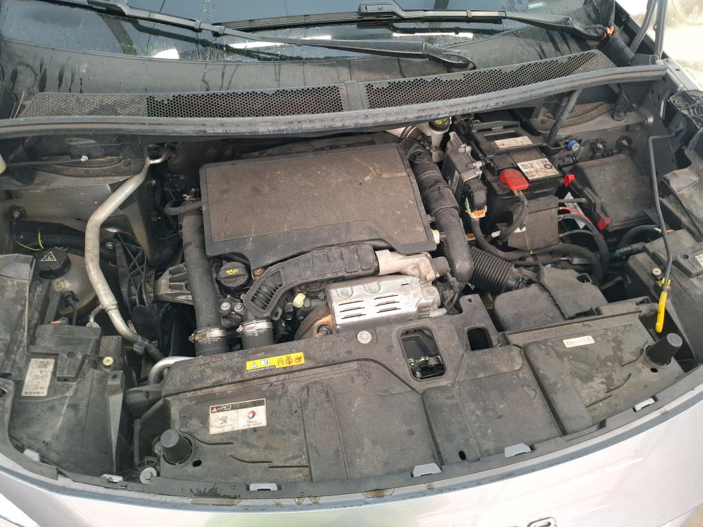 PEUGEOT 5008 PureTech 130ch S&S EAT8 Active Pack 2021