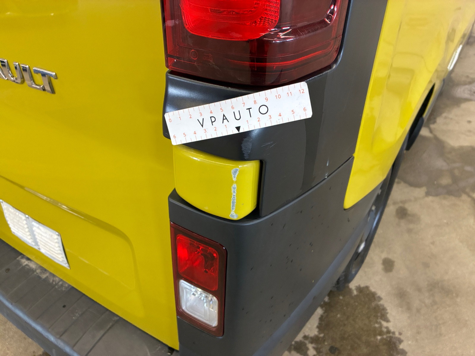 RENAULT TRAFIC FGN L2H1 1300 KG DCI 120 GRAND CONFORT 2021