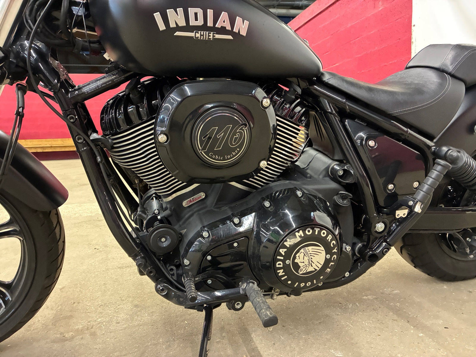  INDIAN Chief Dark Horse 1890 2023