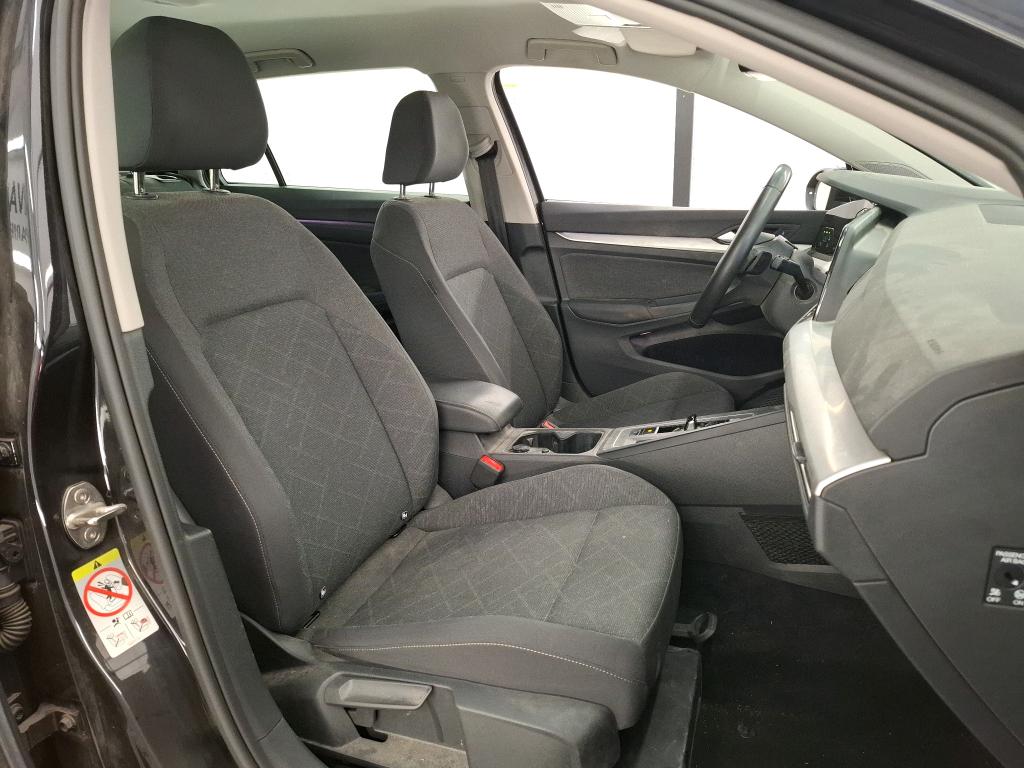 VOLKSWAGEN GOLF SW 1.5 eTSI OPF 130 DSG7 Life Plus 2023
