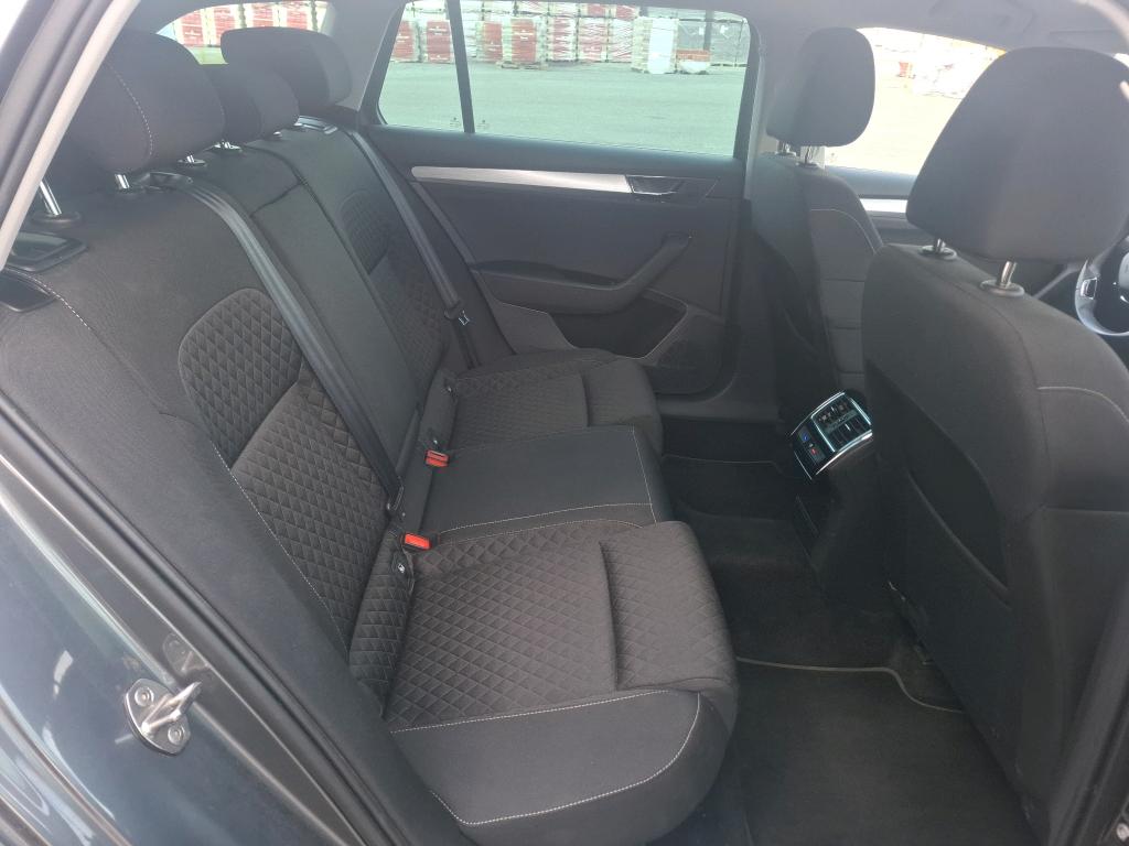 SKODA SUPERB COMBI 2.0 TDI 150 SCR DSG7 Business 2023
