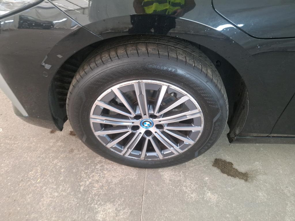 BMW SERIE 2 ACTIVE TOURER 225e xDrive 245 ch DKG7 Luxury 2024