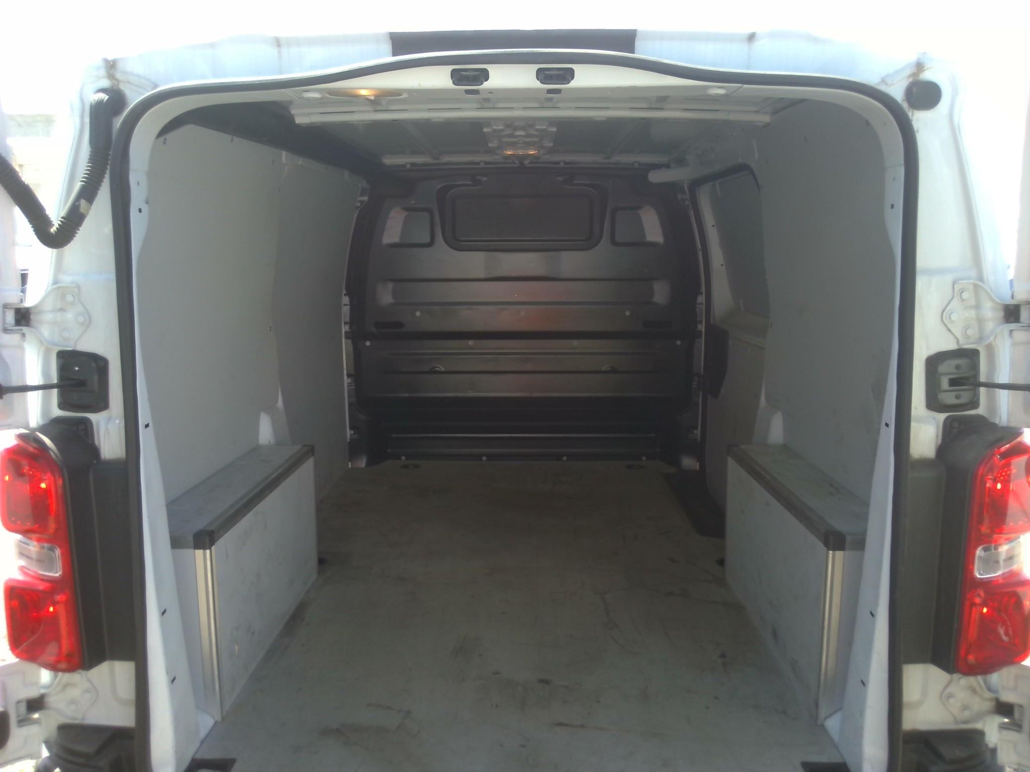 PEUGEOT EXPERT FOURGON FGN M BLUEHDI 120 S&S BVM6 - 2025