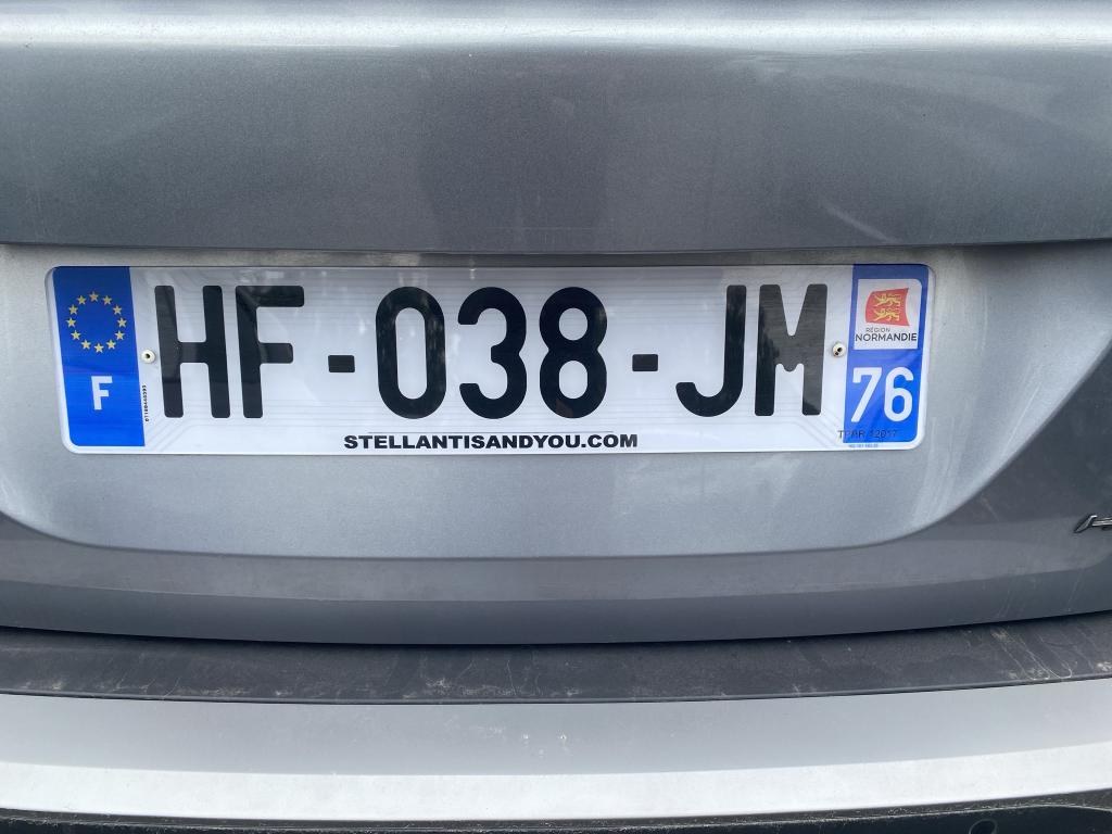 PEUGEOT 2008 Hybrid 145 ch e-DCS6 Allure 2025