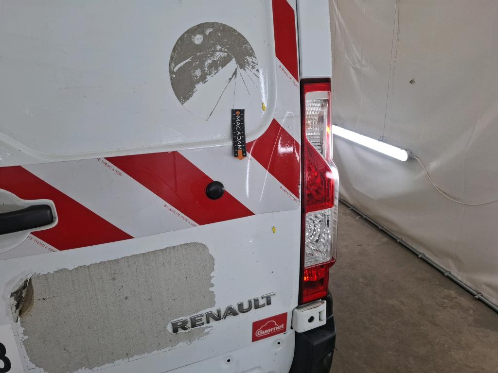 RENAULT MASTER FOURGON FGN L2H2 3.5t 2.3 dCi 130 E6 GRAND CONFORT 2017