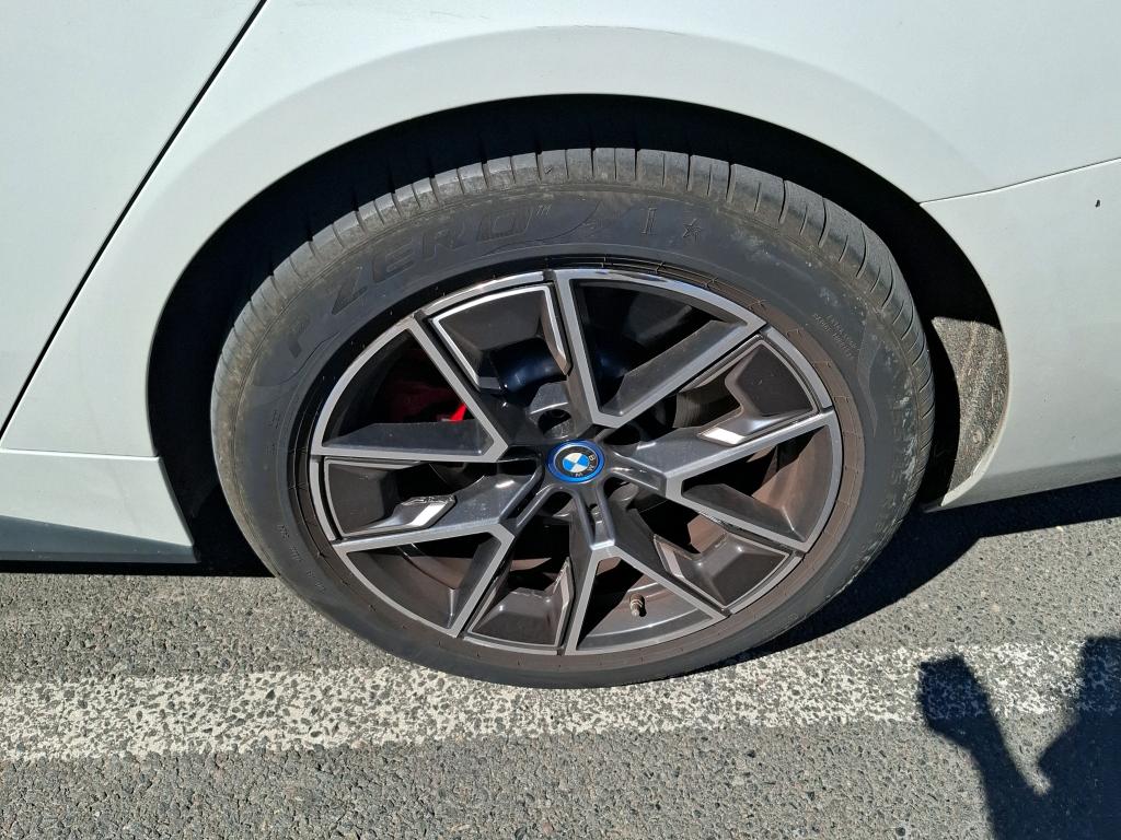 BMW i4 G26 eDrive35 286 ch BVA M Sport 2023