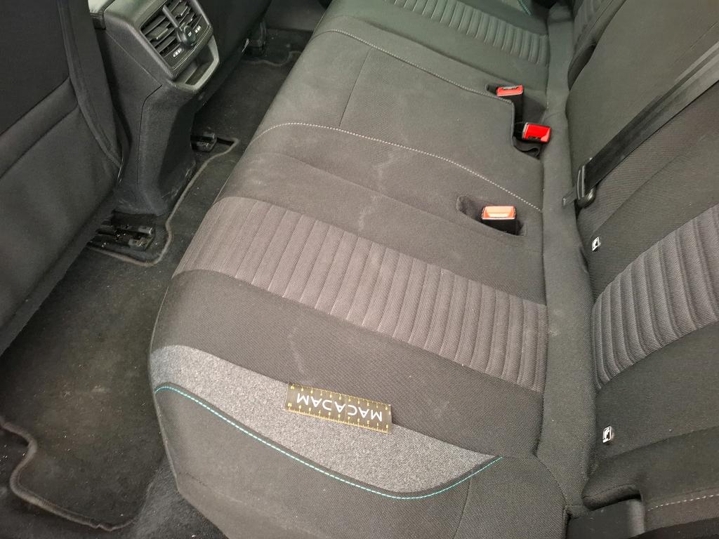 PEUGEOT 3008 Hybrid 225 e-EAT8 Active Pack 2023