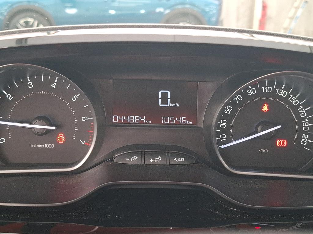 PEUGEOT 208 BUSINESS PureTech 82ch S&S BVM5 Active 2018
