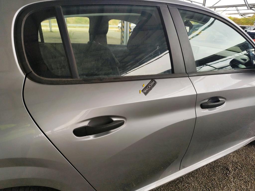 PEUGEOT 208 AFFAIRE BLUEHDI 100 S&S BVM6 PREMIUM PACK 2021