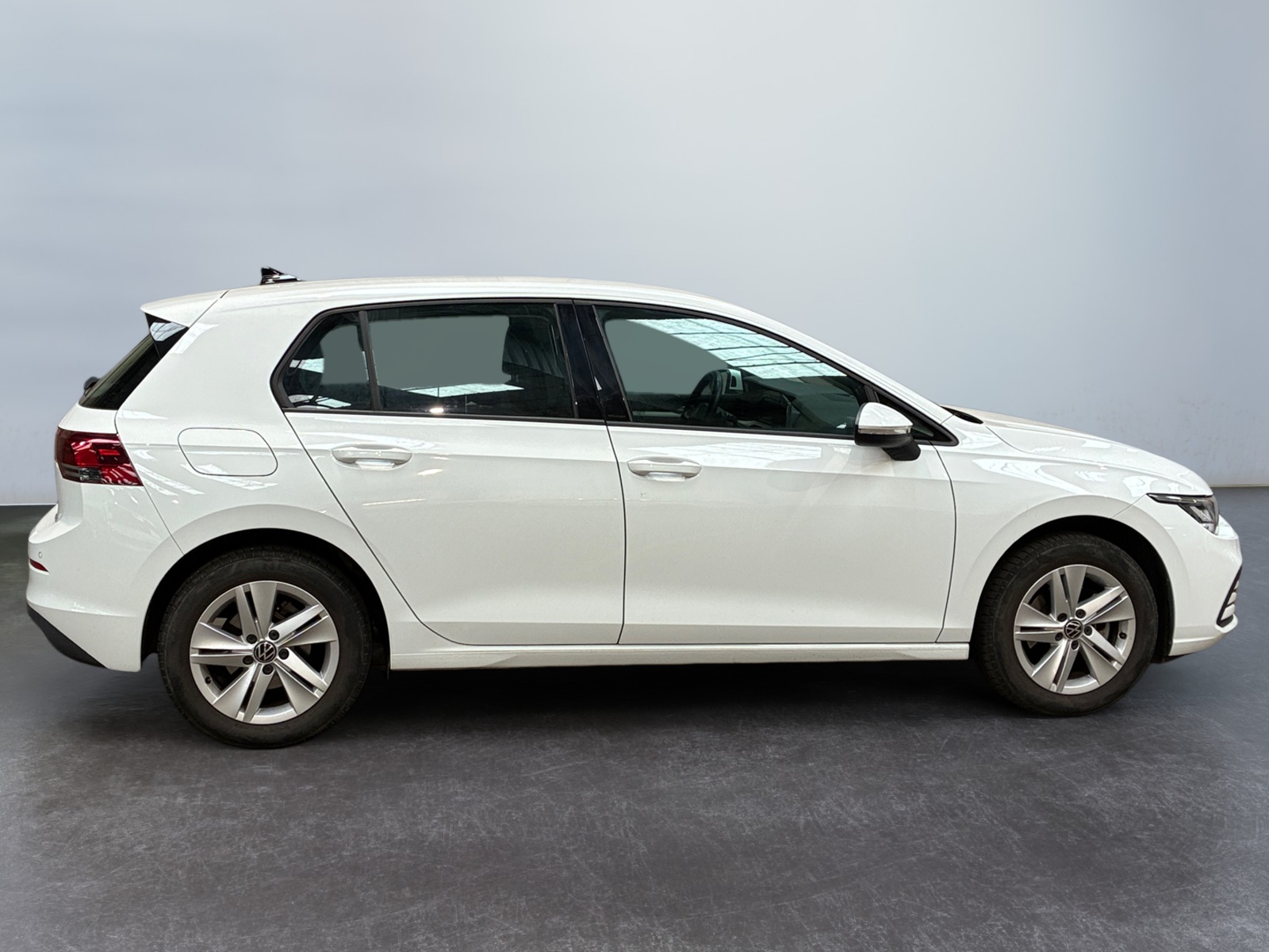 VOLKSWAGEN GOLF 1.0 eTSI OPF 110 DSG7 Life Plus 2023