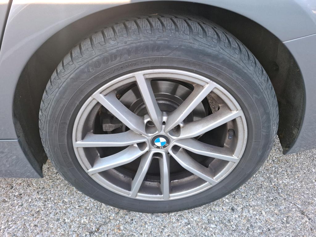 BMW SERIE 3 TOURING G21 LCI 318d 150 ch BVA8 Business Design 2023