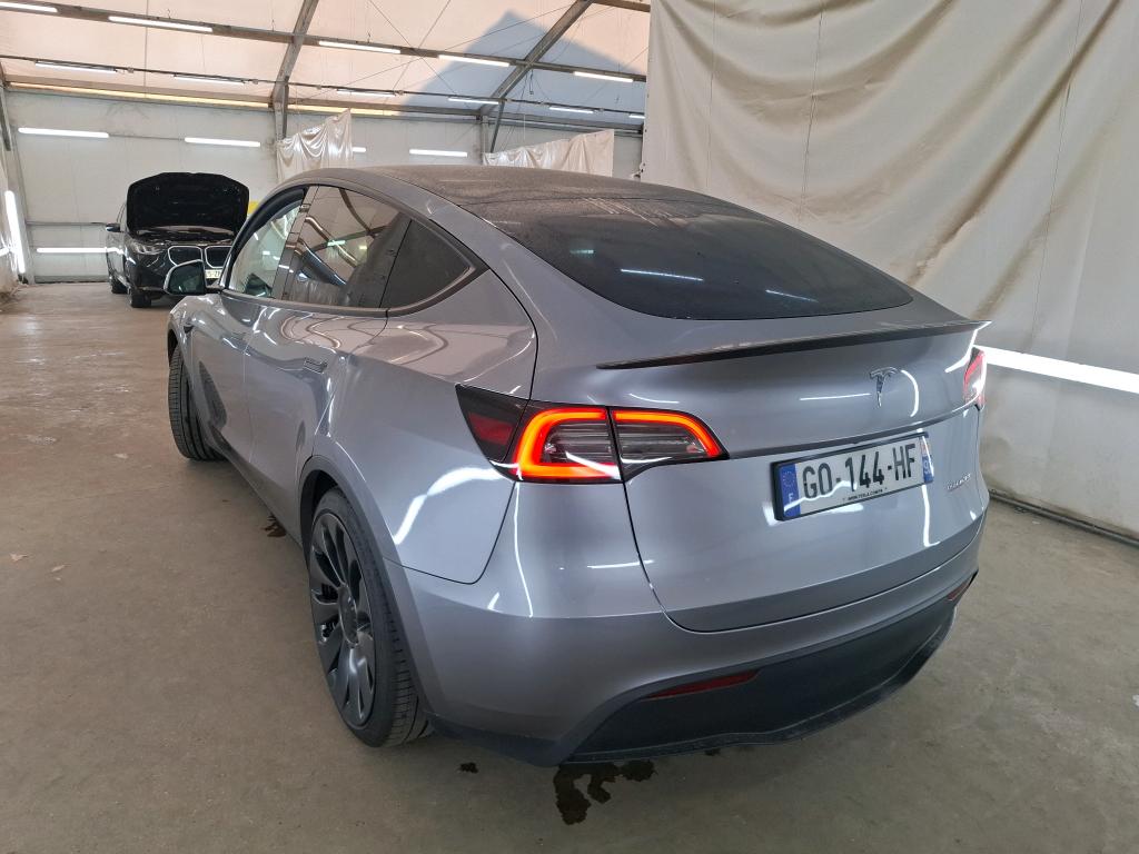 TESLA  2023