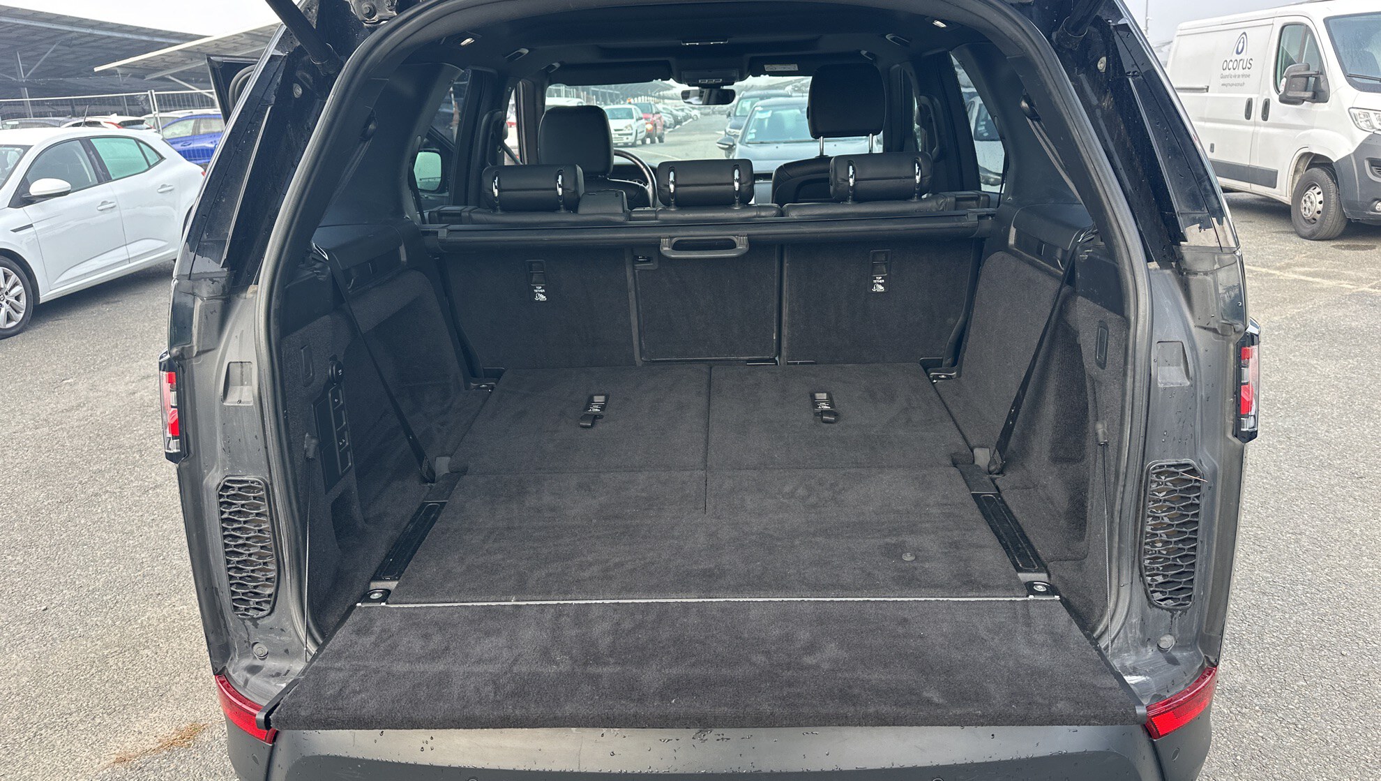 LAND ROVER DISCOVERY Mark III Sd6 3.0 306 ch HSE 2019