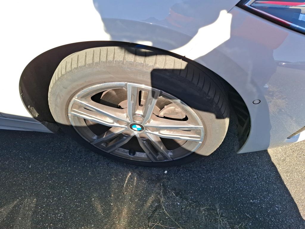 BMW SERIE 1 F40 118i 136 ch DKG7 M Design 2022