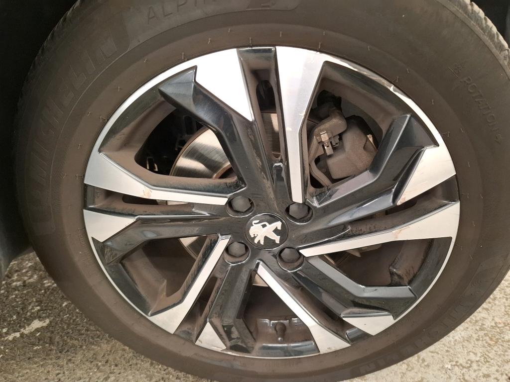 PEUGEOT 2008 BlueHDi 130 S&S EAT8 Allure 2021