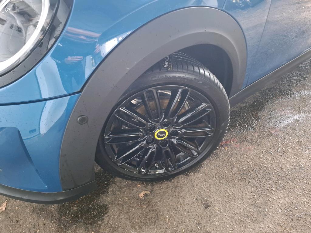 MINI HATCH 3 Portes Cooper SE 184 ch Edition Premium Plus 2023