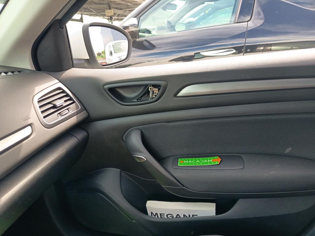 RENAULT MEGANE SOCIETE IV BLUE DCI 115 AIR NAV 2023