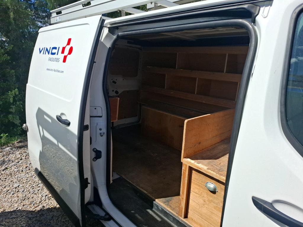 PEUGEOT EXPERT FOURGON TOLE STANDARD 1.5 BLUEHDI 120 S&S BVM6 PREMIUM 2022