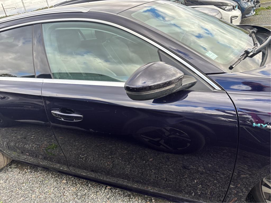 PEUGEOT 508 SW Hybrid 225 e-EAT8 Allure Business 2021