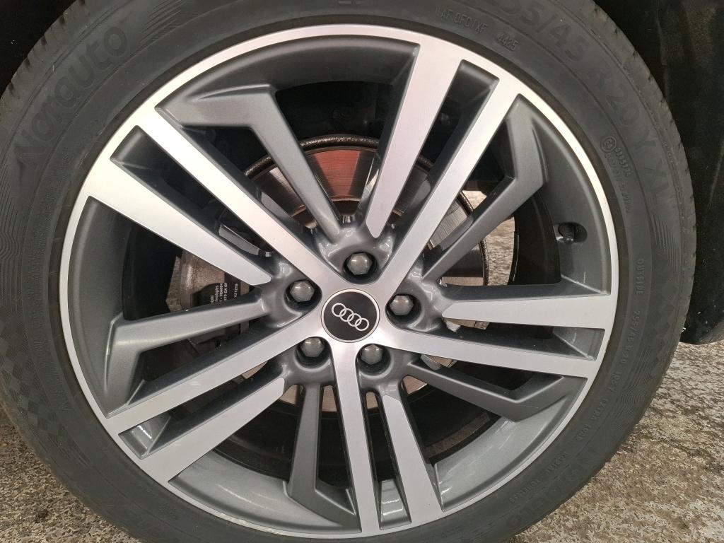 AUDI Q5 40 TDI 204 S tronic 7 Quattro line 2021