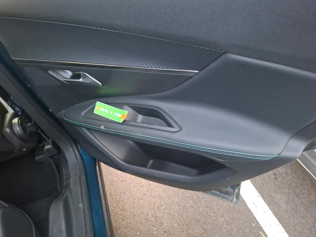 PEUGEOT 3008 Hybrid 225 e-EAT8 Allure 2021