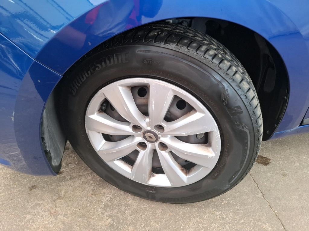 RENAULT CLIO SOCIETE BLUE DCI 85 AIR NAV 2020