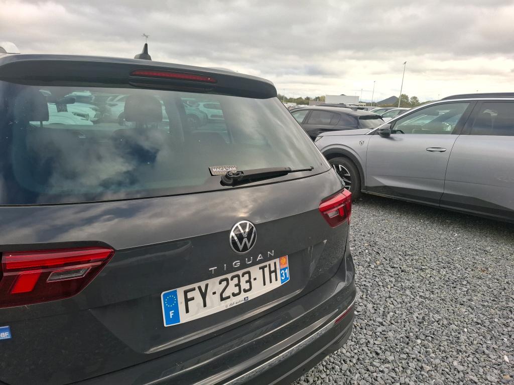 VOLKSWAGEN TIGUAN BUSINESS 1.5 TSI 150 DSG7 Life 2021