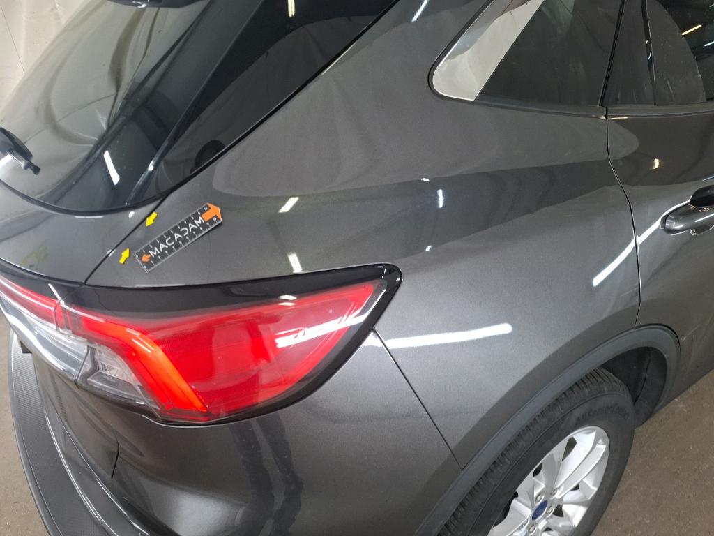 FORD KUGA 1.5 EcoBlue 120 Powershift Titanium 2022
