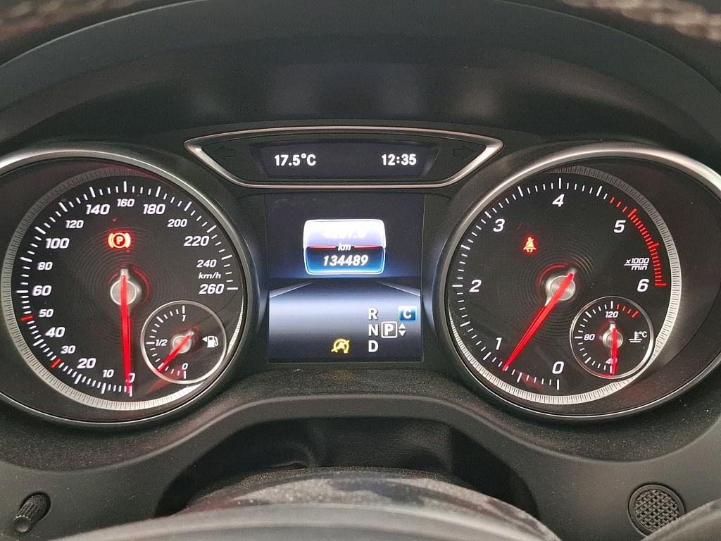MERCEDES CLASSE GLA 200 d 7-G DCT Sensation 2018