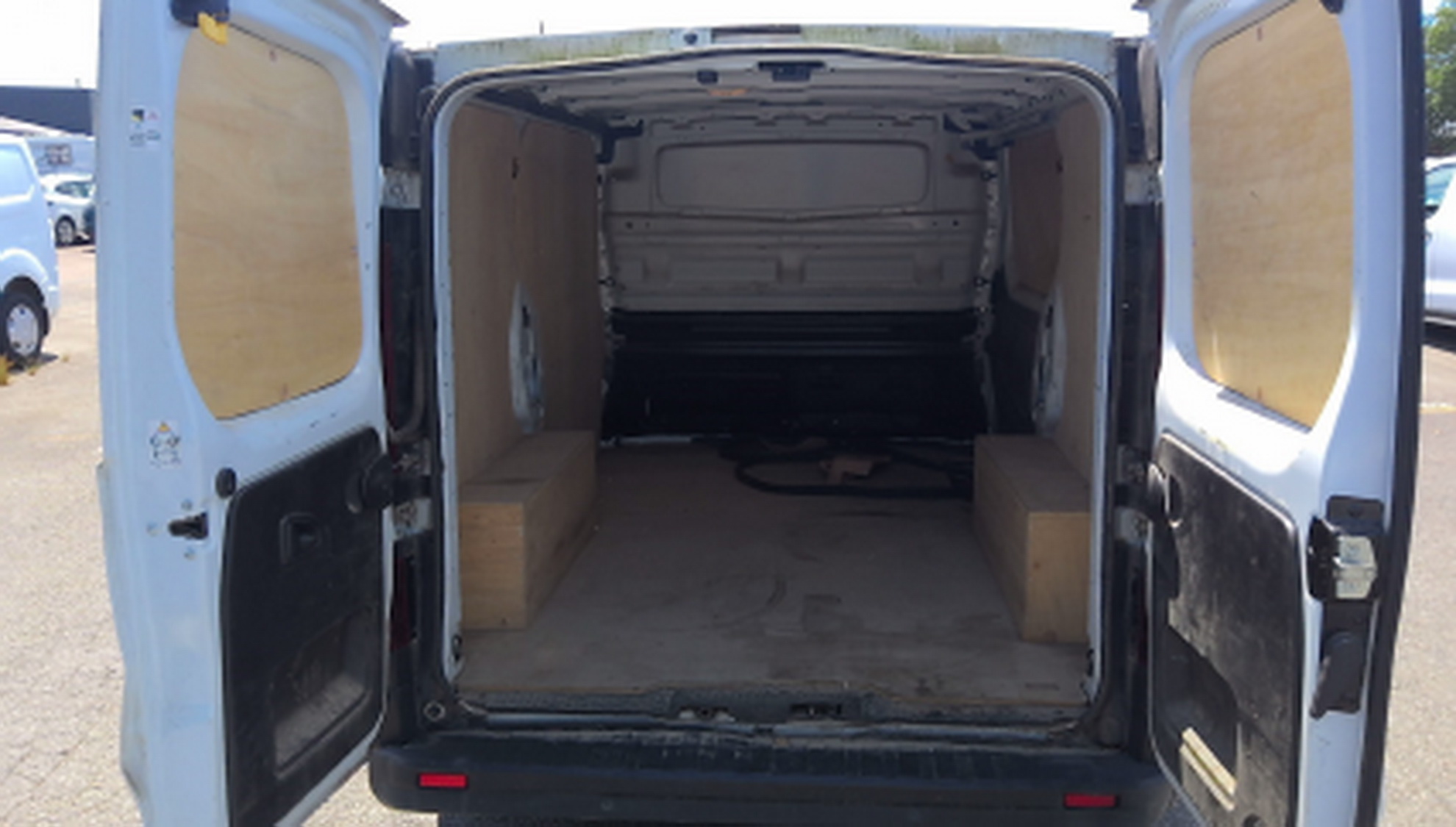 RENAULT TRAFIC FOURGON FG BLUE DCI 130 L1H1 2T8 GSR2 EXTRA 2024