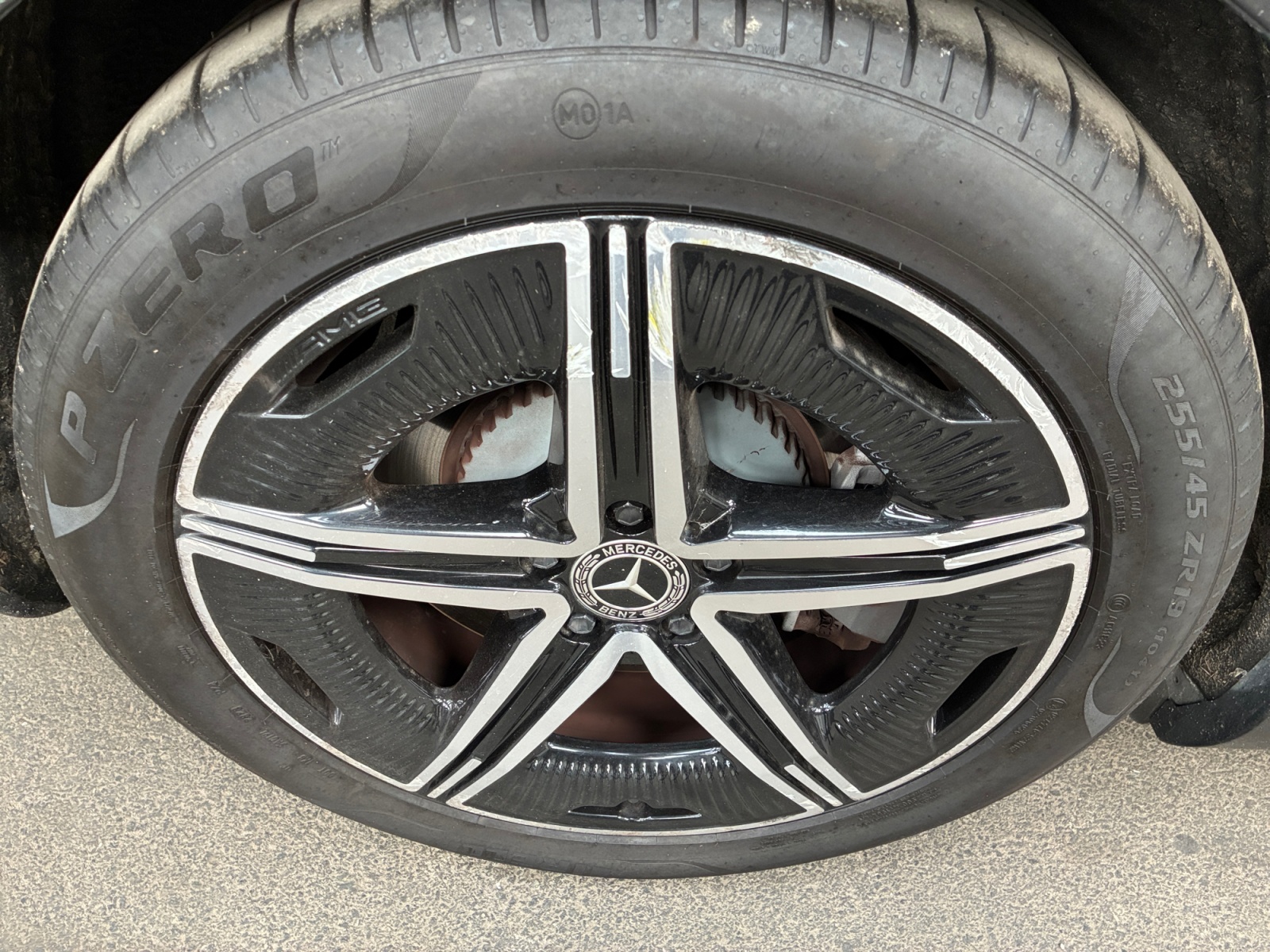 MERCEDES EQE 350 AMG Line 2023