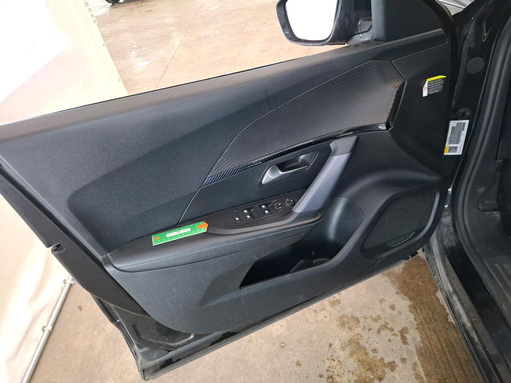 PEUGEOT 2008 BUSINESS PureTech 130 S&S EAT8 Allure 2020
